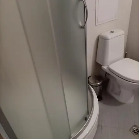 Belvedere Club 101 *