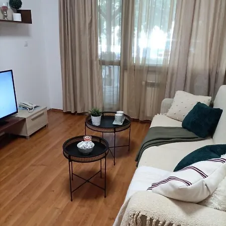 Belvedere Club 101 アパート *